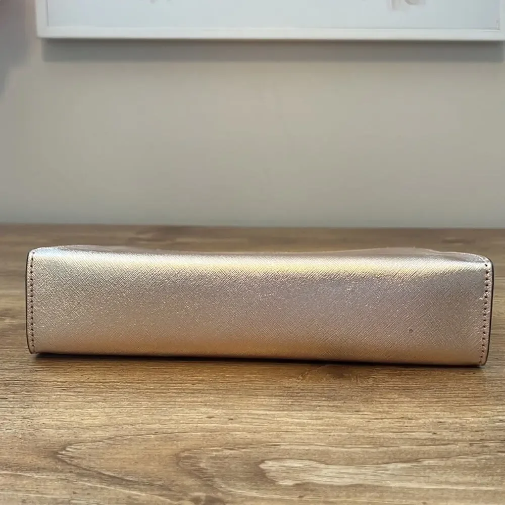 Henri Bendel West 57th Cosmetic Clutch in Rose Gold